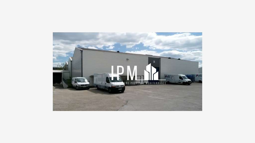 A louer local d'activité 2628 m² Nîmes 30000