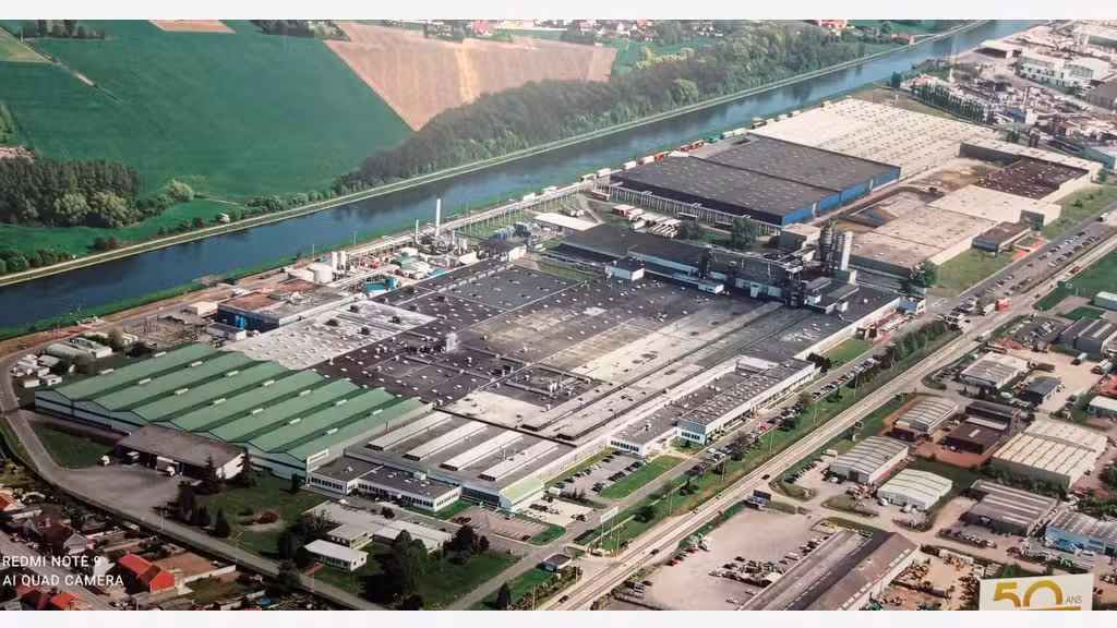 Locaux industriels de 4 000 à 27 700m² à Béthune