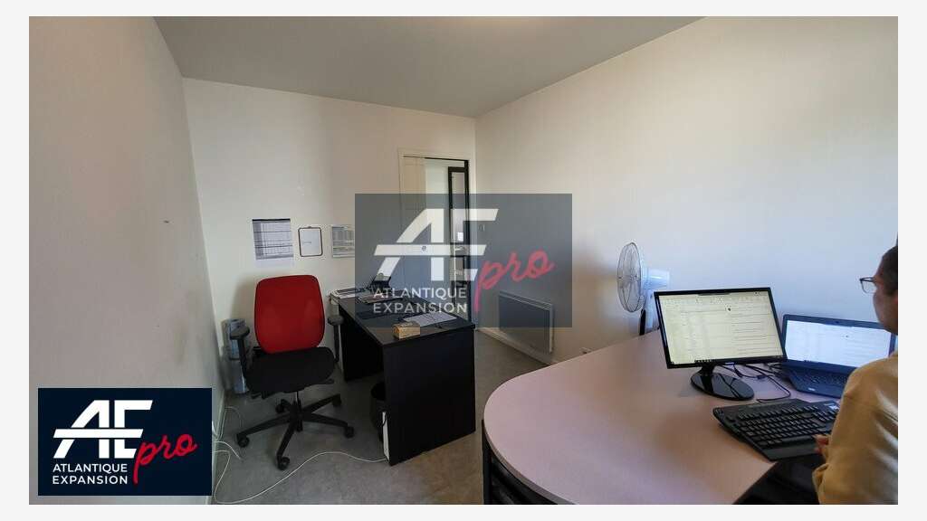 A louer locaux activités-bureaux à St Nazaire