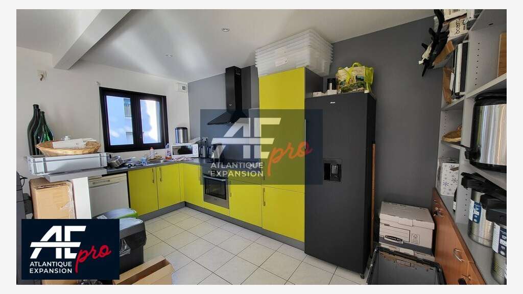 A louer locaux activités-bureaux à St Nazaire