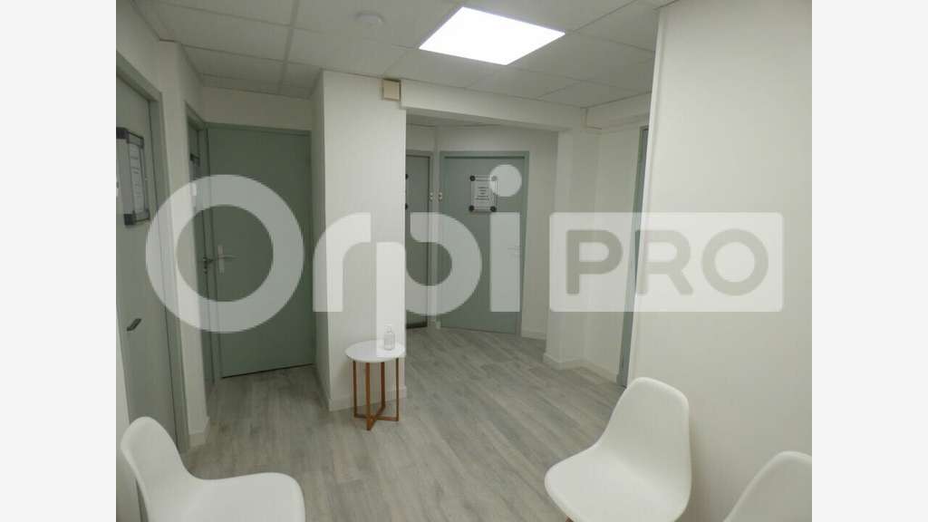 A louer bureaux prof médicales 45m² à Manosque