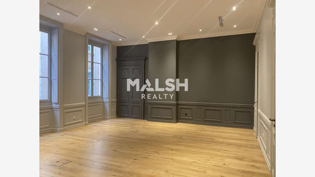 Bureaux à louer 153m² + cave de 21m² à Lyon 69001