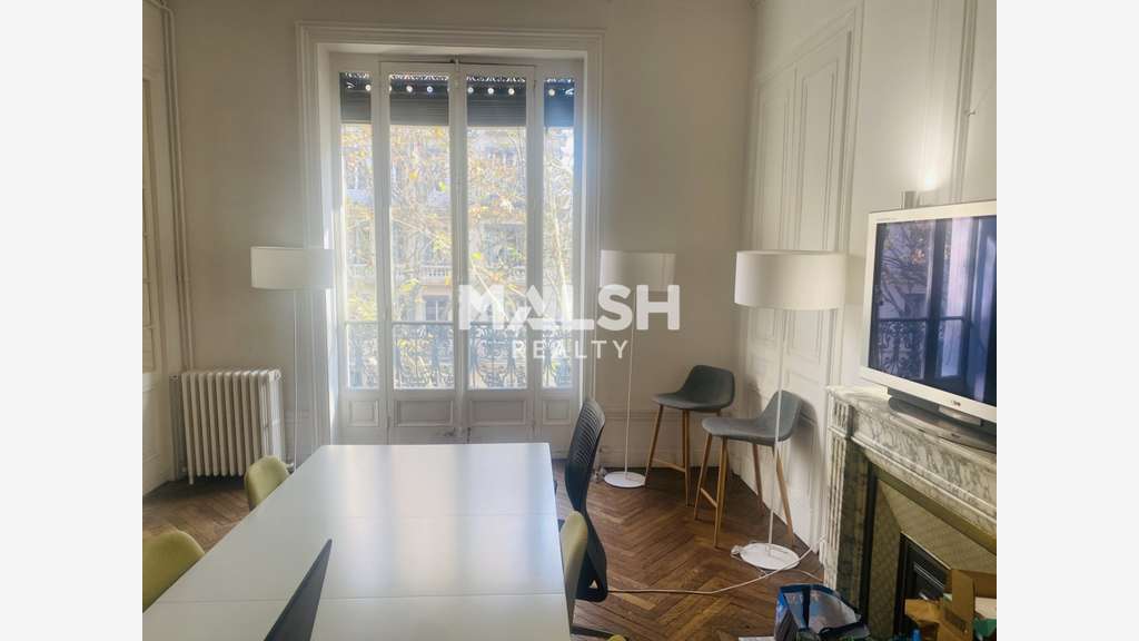 Bureaux de 340m² à louer à Lyon 69003 Préfecture