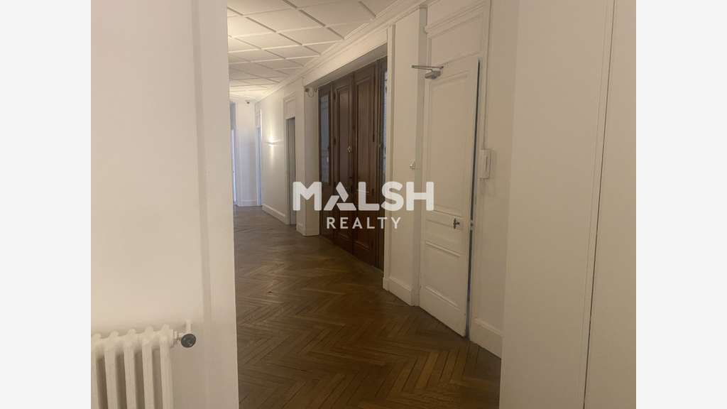 Bureaux de 340m² à louer à Lyon 69003 Préfecture