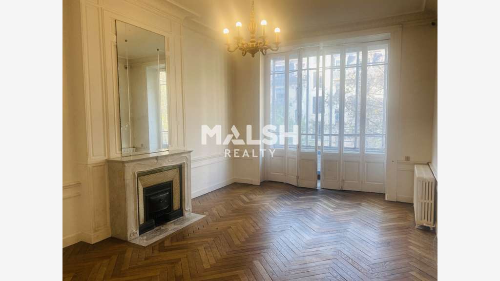 Bureaux de 340m² à louer à Lyon 69003 Préfecture