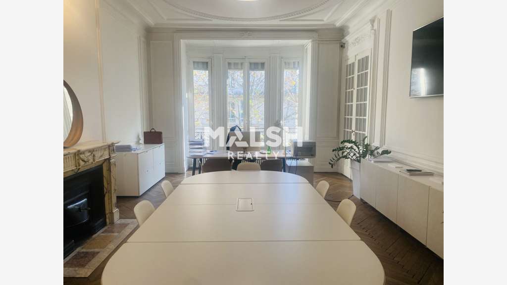 Bureaux de 340m² à louer à Lyon 69003 Préfecture
