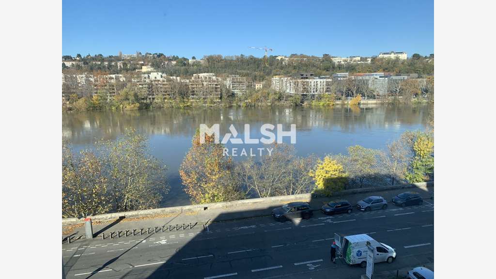A louer bureaux de 361m² vue imprenable à Lyon 4
