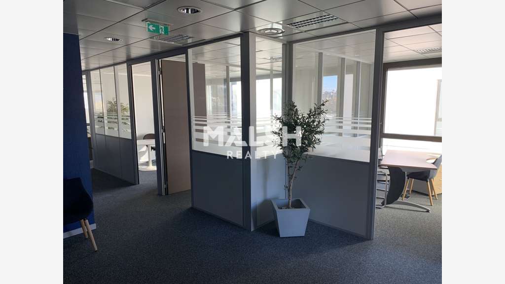 A louer bureaux de 361m² vue imprenable à Lyon 4