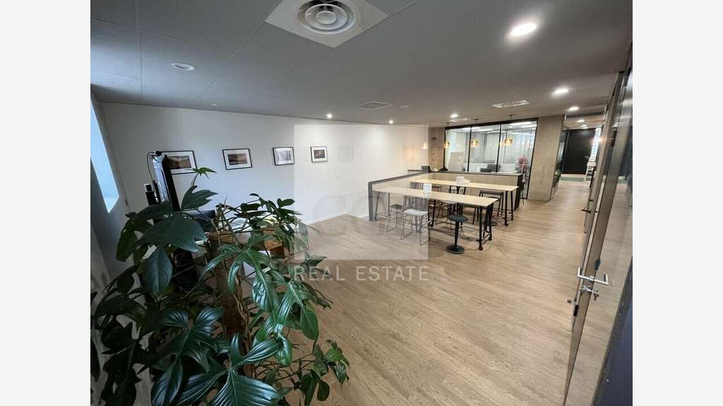 Bureaux 510m² à louer à Lyon 6eme Gare Part-Dieu