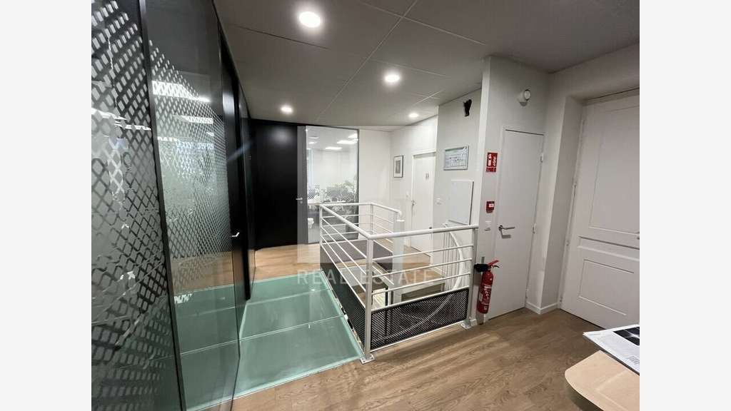 Bureaux 510m² à louer à Lyon 6eme Gare Part-Dieu