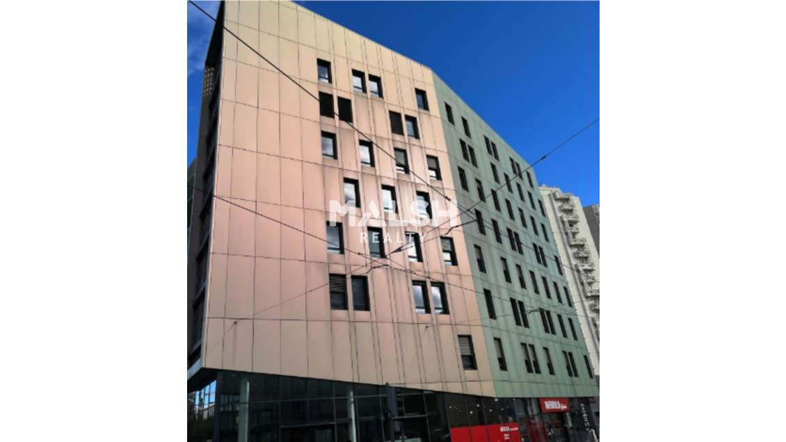 Bureaux de 345m² à louer à Decines Charpieu