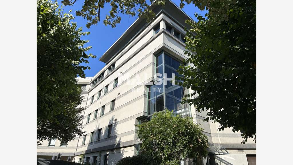 Bureaux de 161m² à louer à Lyon 9 gare de Vaise
