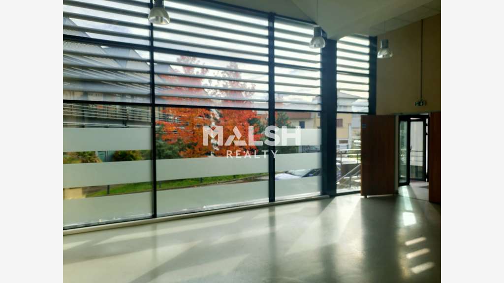 A louer bureaux de 352m² divisibles à Lyon 9 Vaise