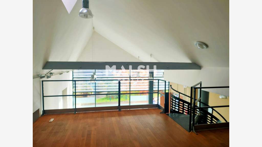 A louer bureaux de 352m² divisibles à Lyon 9 Vaise