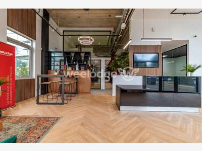 A louer magnifiques bureaux 430m² à Osny