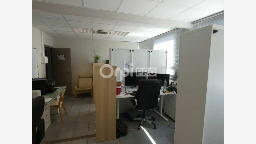 A louer locaux professionnels 27m² RDC à Manosque