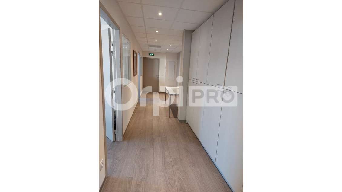 A louer bureaux de 64m² à Manosque