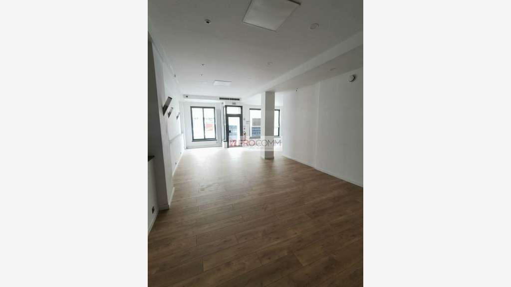 A louer local commercial de 390m² à Metz gare