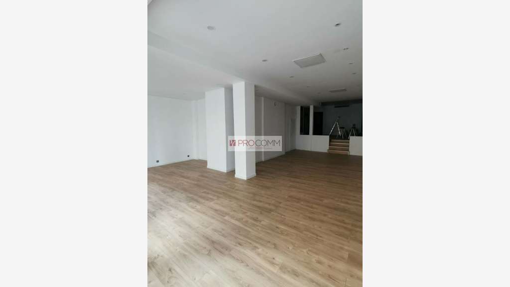A louer local commercial de 390m² à Metz gare