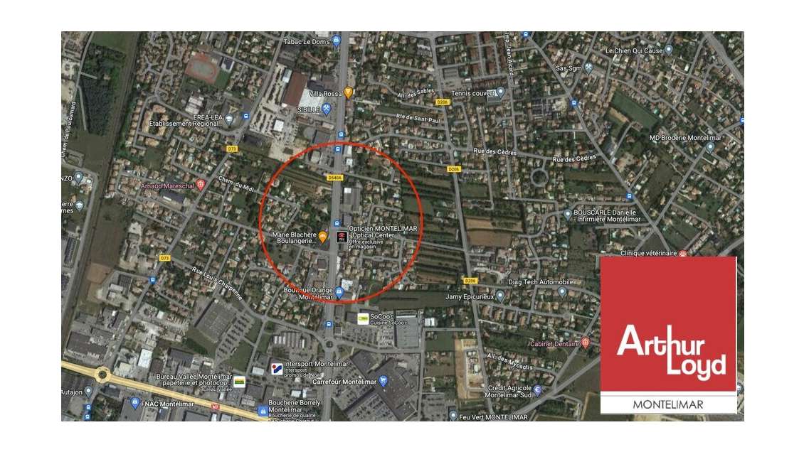 Local commercial de 309m² à louer à Montélimar
