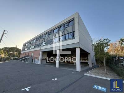 Bâtiment d'activités de 2285m² à louer à Mougins