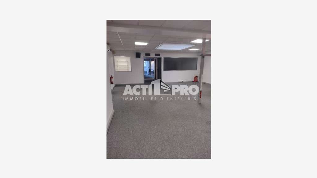 À louer bureaux 160m² à Perpignan Place Catalogne