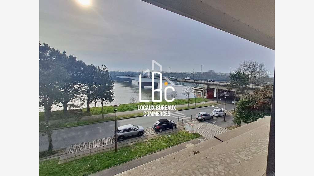 A louer bureaux de 50m² à Nantes Beaulieu
