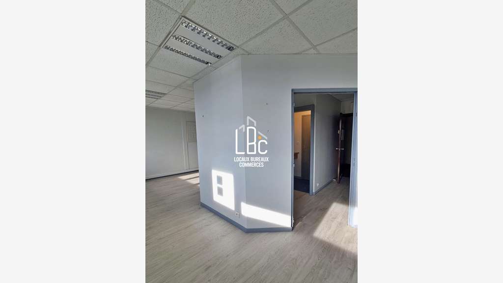 A louer bureaux de 50m² à Nantes Beaulieu