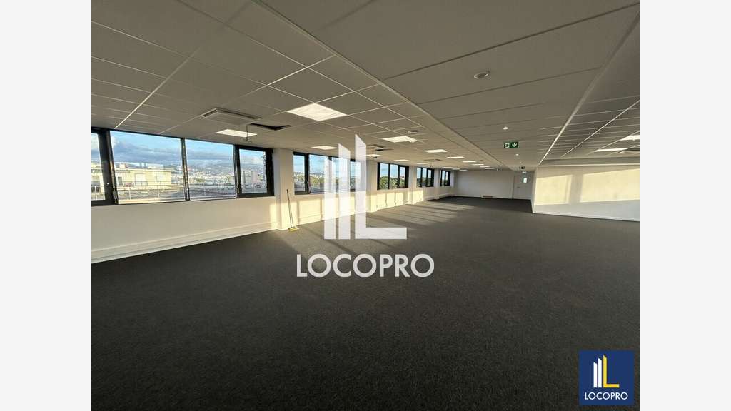Bureaux de 1711m² divisibles à louer à Nice