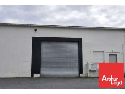 Location Locaux d'activités - Entrepôts à Niort