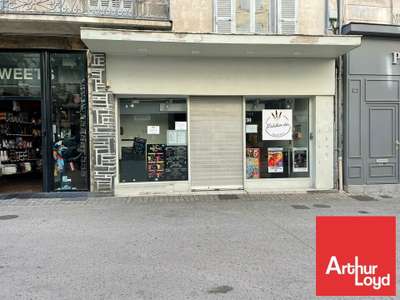 Local commercial 85m² à louer hyper centre Niort