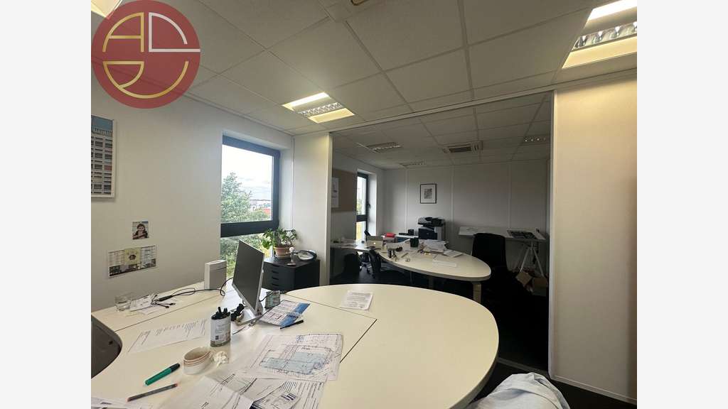 A louer bureaux 53m² R+1 avec parking à Beauzelle