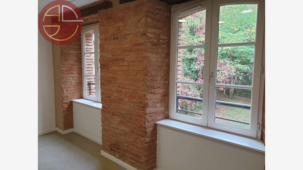 Loue bureaux de 419m² en RDC et R+1 à Montauban