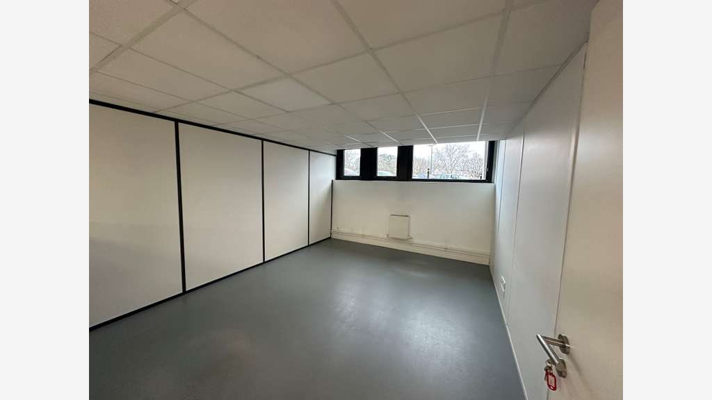 A louer bureaux en rez de jardin Angers Orgemont