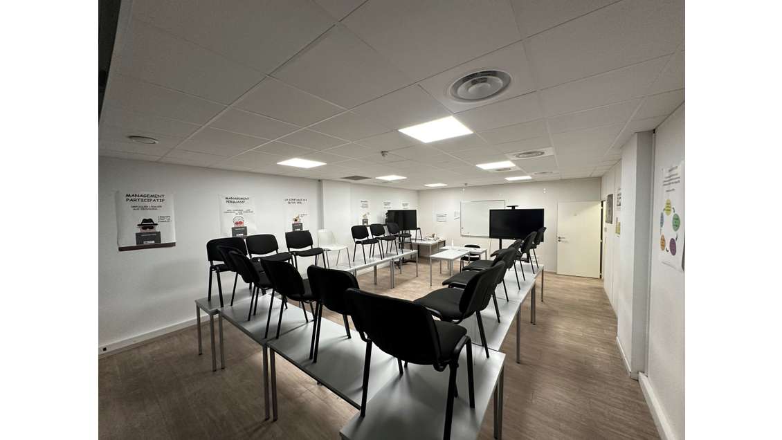 A louer bureaux 373m² à Angers Orgemont