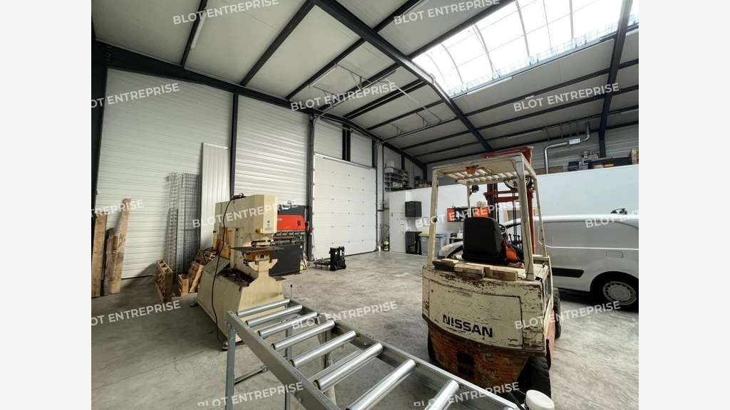 A louer local d'activité 368m² St-Aignan-Grandlieu