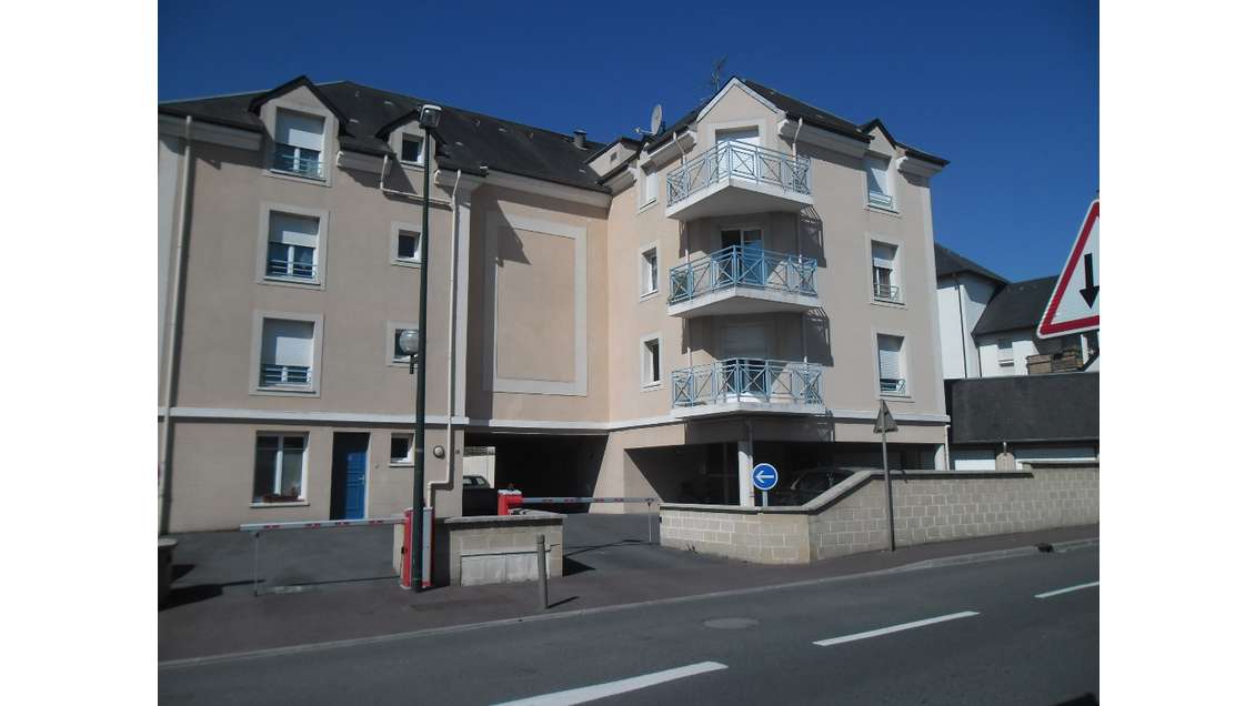 A louer garage 14m² à Douvres-la-Delivrande 14440