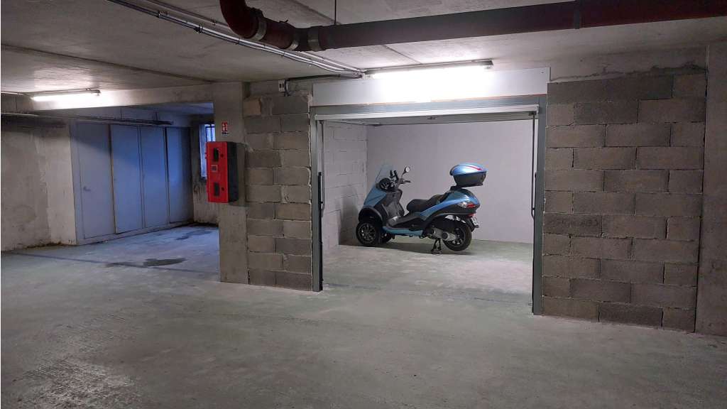 Locations box de 19m² en sous sol fermé Le Cannet