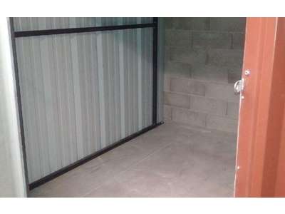 Location Locaux d'activités - Entrepôts à Peyrolles-en-Provence