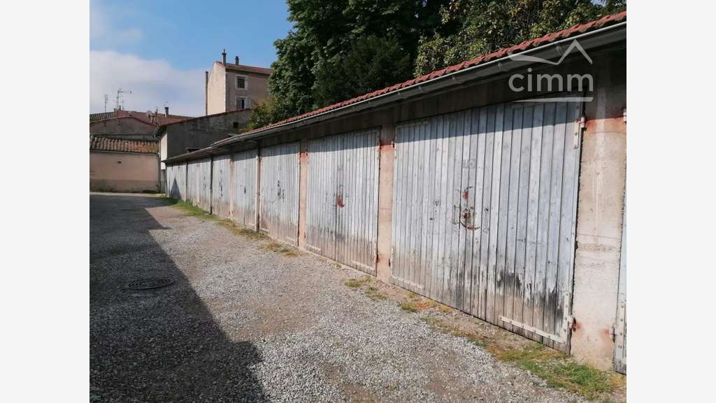 A louer box individuel fermé de 15m² à Valence
