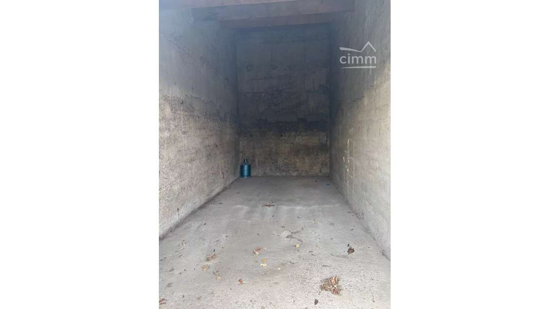 A louer box individuel fermé de 15m² à Valence