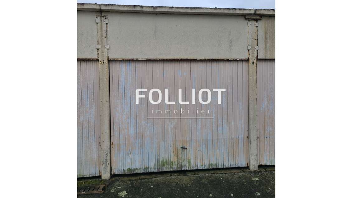 A louer garage/box à Vire-Normandie Quartier Gare