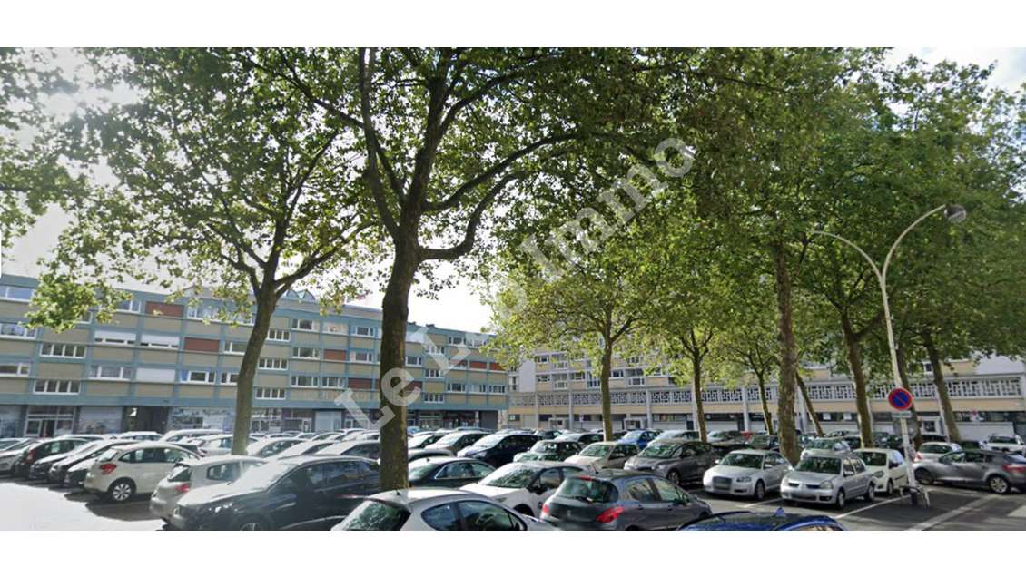 Loue local d'angle 37m² place du Chillou au Havre