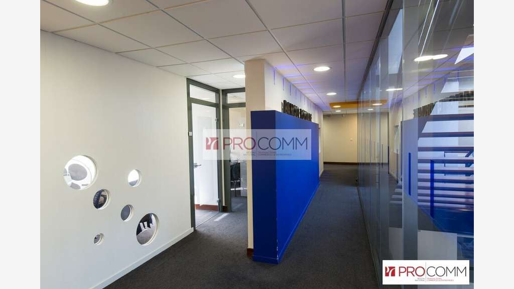 A louer bureaux 620m² à Chartres Propylées