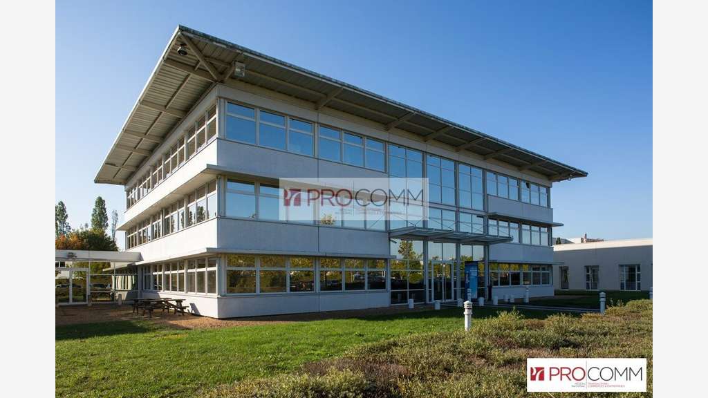 A louer bureaux 620m² à Chartres Propylées