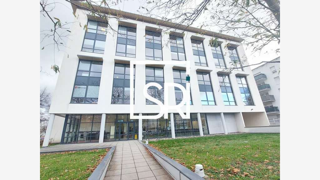 Bureaux 464m² divisibles à louer Clermont-Ferrand