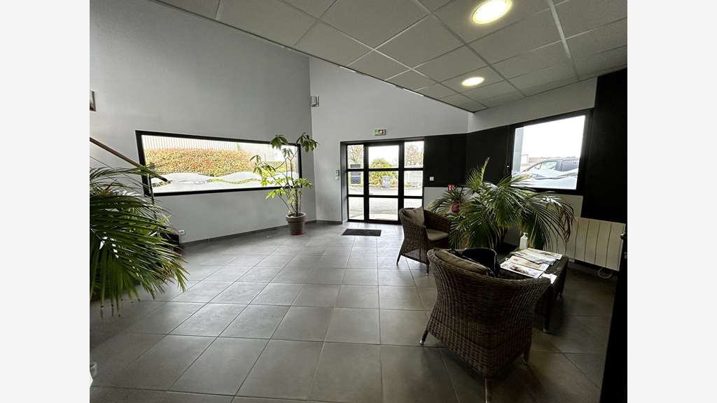 A louer Plateau de bureaux de 186m² à Angers Ouest