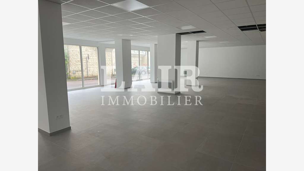 A louer bureaux 252m² en parfait état à Argentan