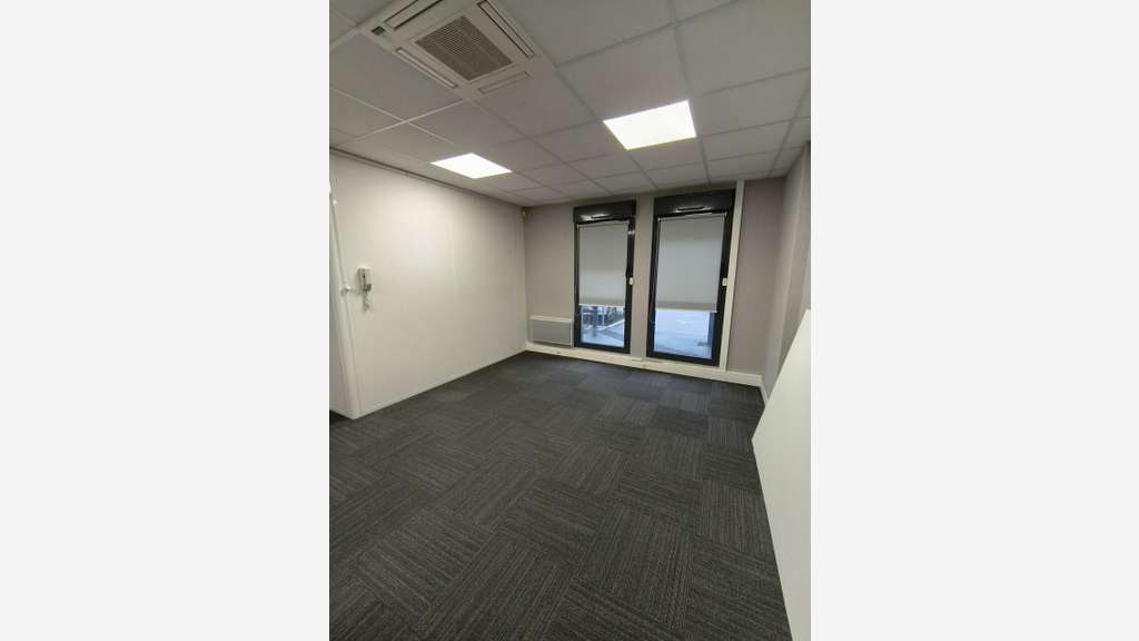 Bureaux 127m² à louer à Saint Herblain