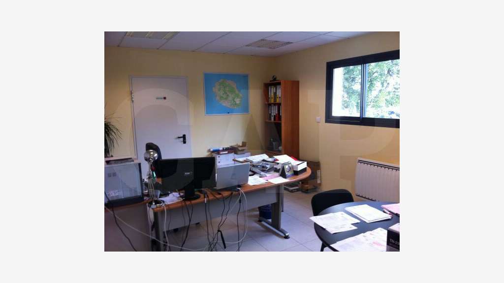 A louer plateau de bureaux 300m² secteur Auray